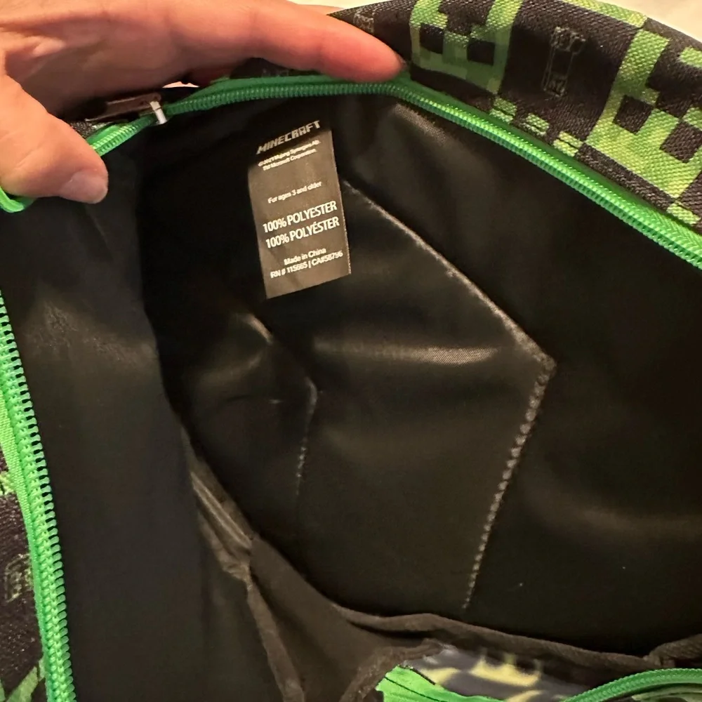 NWT Minecraft Creeper Toddler Backpack by Bioworld — Includes 4 Patches